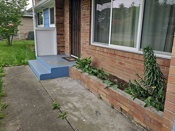 2nd image of 1522 Wheeler St S