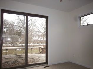2608 Midoak Ln, McHenry, IL 60051