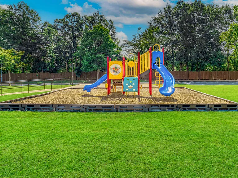 Barrington Parc — Photo 34