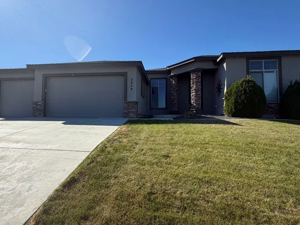 3909 W 48th Ave, Kennewick, WA 99337