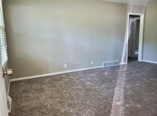 7702 W 80th St, Overland Park, KS 66204