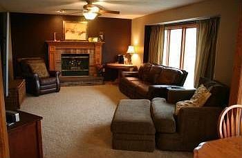 2nd image of 2590 Fox Run