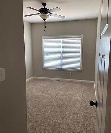3rd image of 3115 Alexandria Dr
