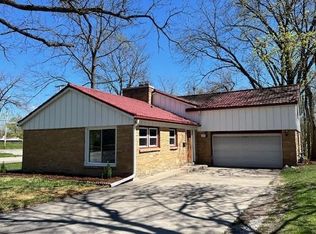 281 N Park St, Whitewater, WI 53190