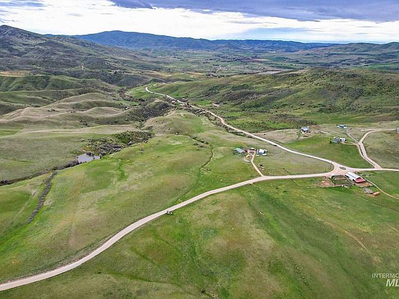3rd image of 11315 Timber Butte Rd