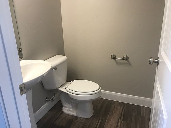 5th image of 2520 Blackhawk Dr Unit 73