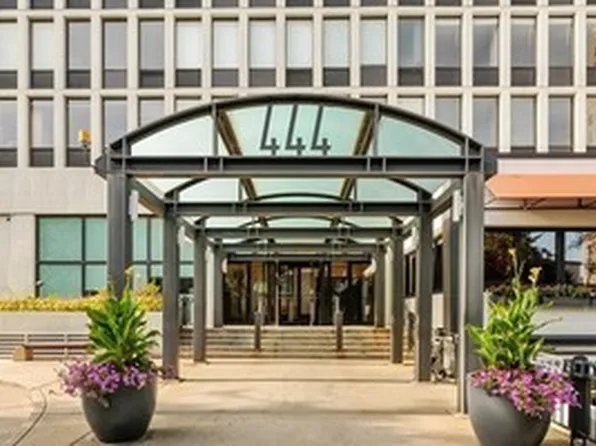 444 W Fullerton Pkwy APT 1505, Chicago, IL 60614