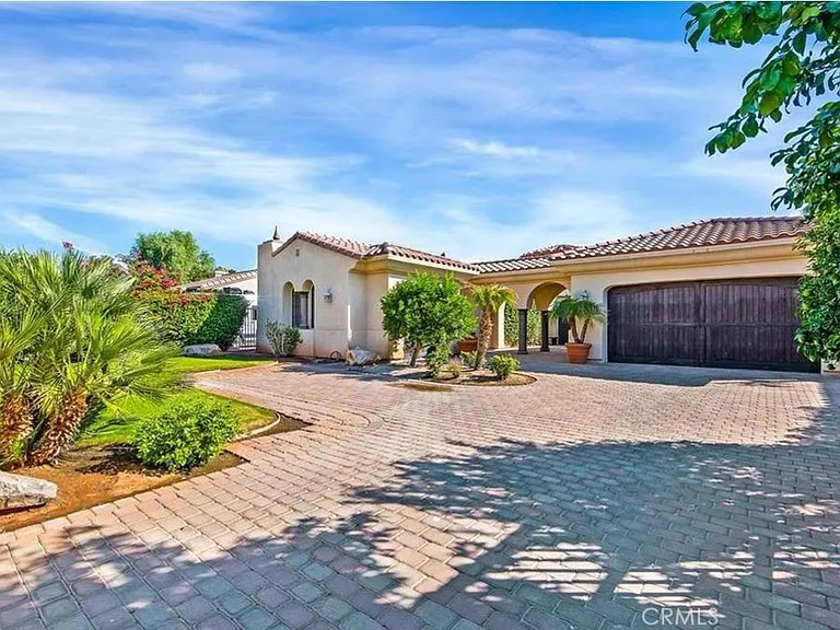 47672 Caleo Bay Dr — Photo 1