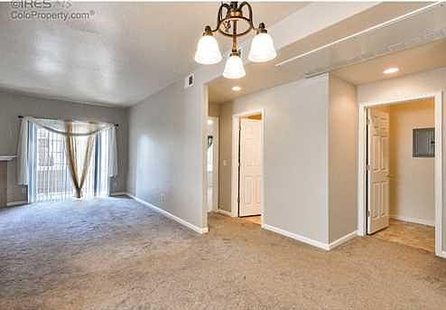 2nd image of 126 Beacon Way Unit 2D