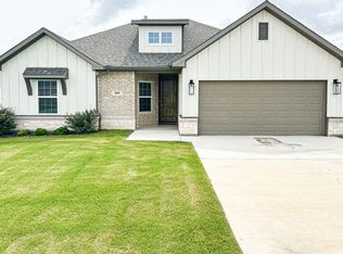 160 Read Ranch Dr, Paradise, TX 76073