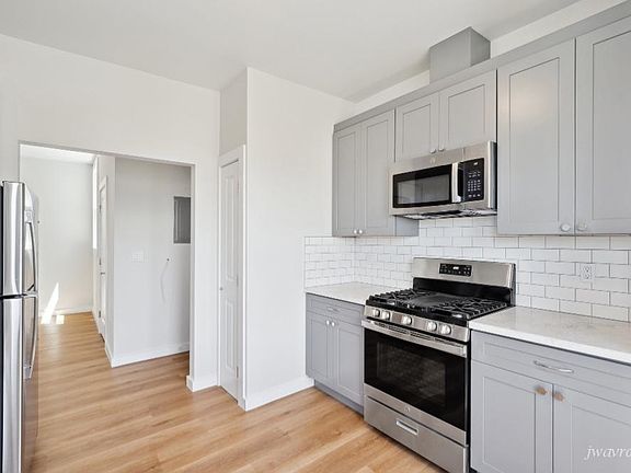 3rd image of 5010 Geary Blvd Suite 4