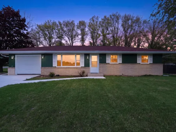 8320 Trudy Rd, Rockford, IL 61108