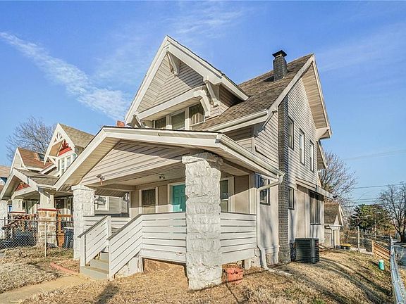 3rd image of 3745 College Ave