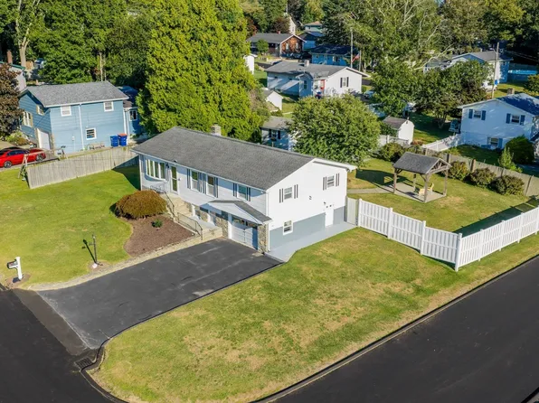 23 Jameson St, Fairhaven, MA 02719