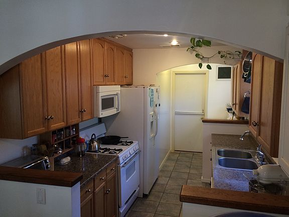 3rd image of 1253 Lana Street