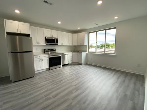 5436 Vine St, Philadelphia, PA 19139