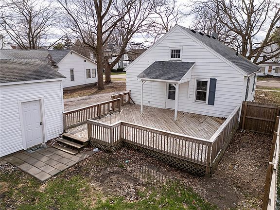 4th image of this home