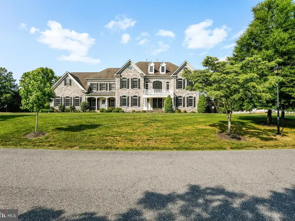 14408 Woodmore Oaks Ct, Bowie, MD 20721