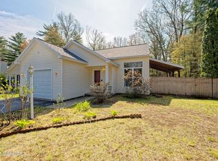 296 Meadowlark Dr, Ballston Spa, NY 12020