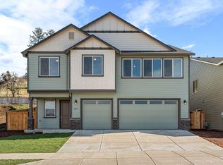 671 Old Waverly Way #21, Eagle Point, OR 97524