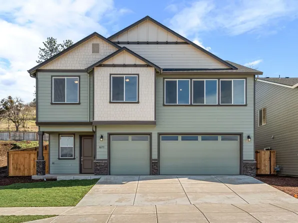 671 Old Waverly Way #21, Eagle Point, OR 97524