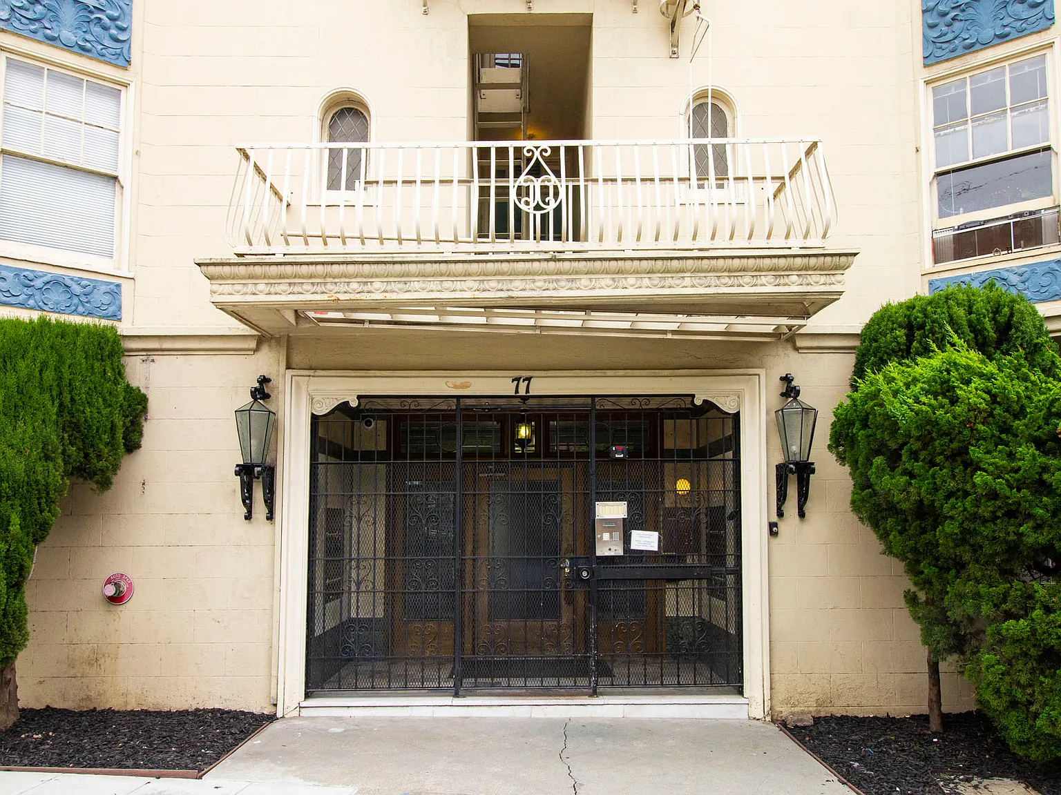 77 Glen — Photo 2