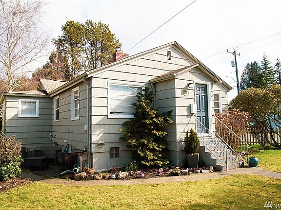 2nd image of 10004 Mary Ave NW