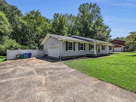 3rd image of 5636 Shady Branch Dr