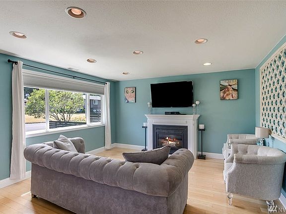 4th image of 14245 82nd Ave NE