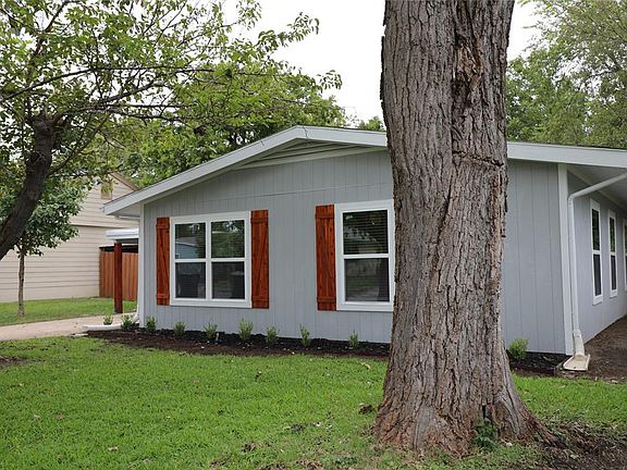 3rd image of 223 Southwood Dr