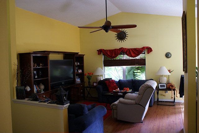 2nd image of 98 Pebble Beach Dr