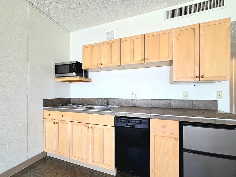 101 N Mission St — Photo 9