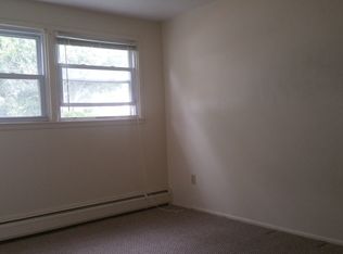 421-427 Prospect St #6, Pawtucket, RI 02860