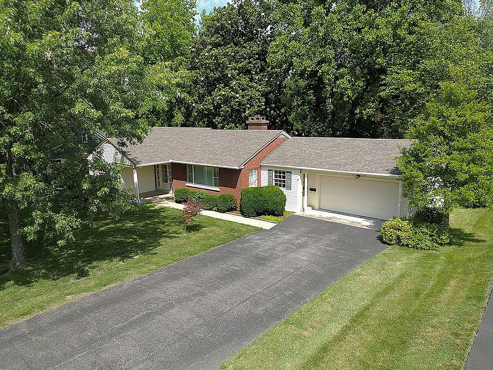 1st image of 444 Pleasantwood Dr