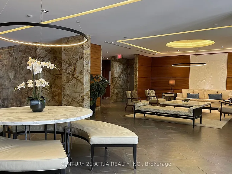 21 Clairtrell Rd #201 — Photo 2