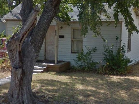 2nd image of 1346 Strickland St