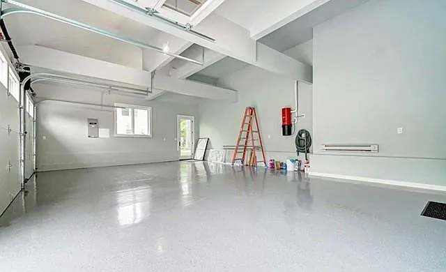 612 Sylvan Pl W — Photo 37