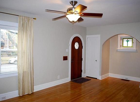 4th image of 5223 Mardel Ave