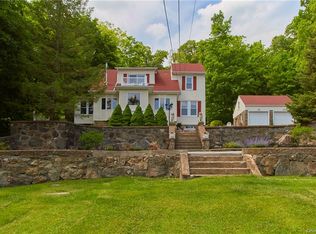 190 Wayne Ave, Montebello, NY 10901