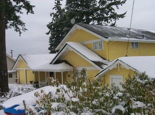 1914 8th St, Anacortes, WA 98221