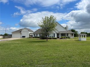 1650 Harris (pvt) Dr, College Station, TX 77845