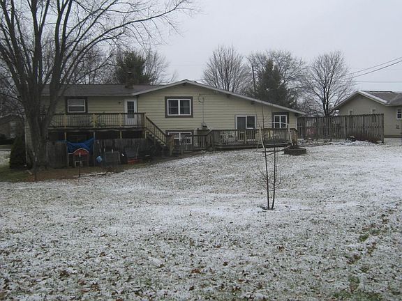 4th image of 49 Craig Dr