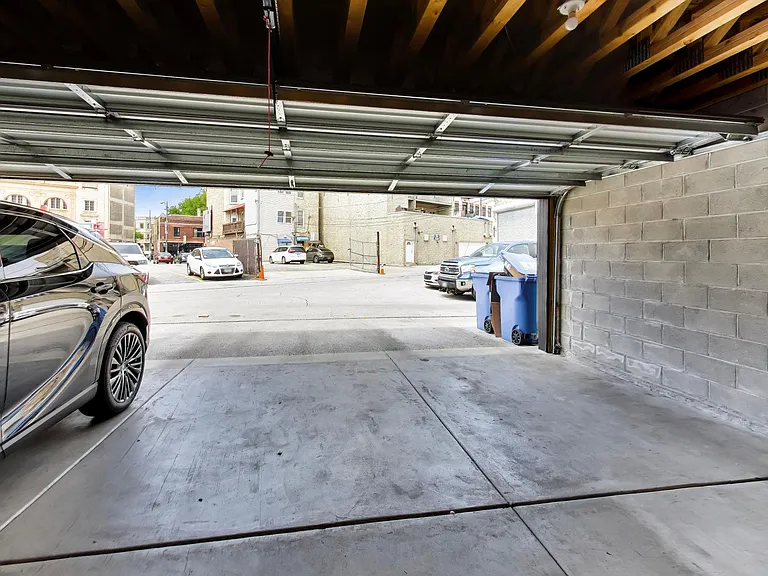 3740 N Clifton Ave #2 — Photo 25