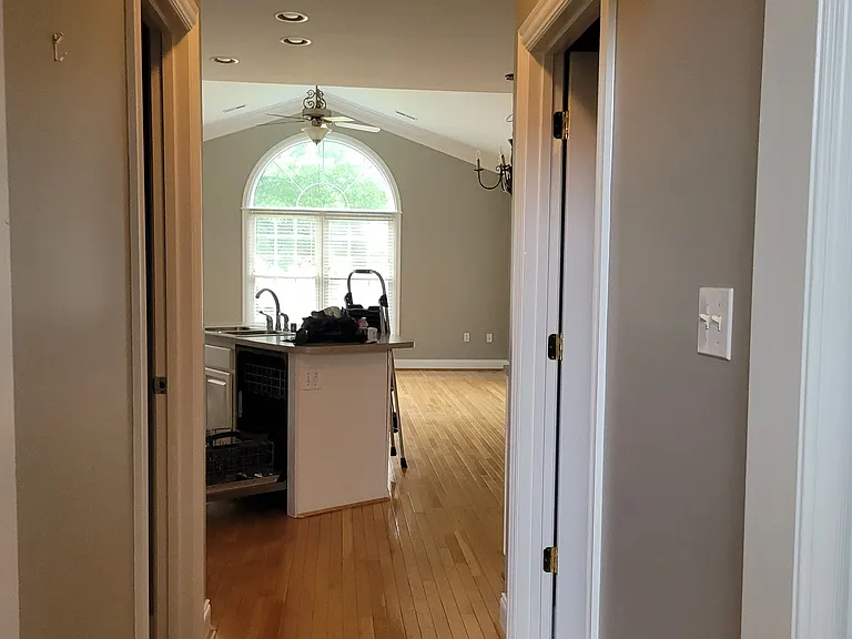Saint Annes Ct — Photo 2