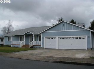 624 NE 24th St, McMinnville, OR 97128