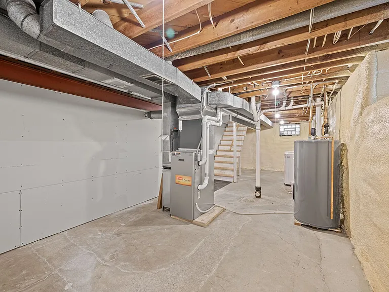 1711 Rose Pl — Photo 28