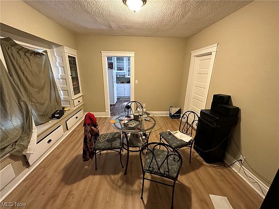 4th image of 2919 E 120th St