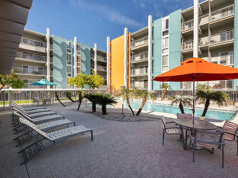 The Cascades Apartments — Photo 9