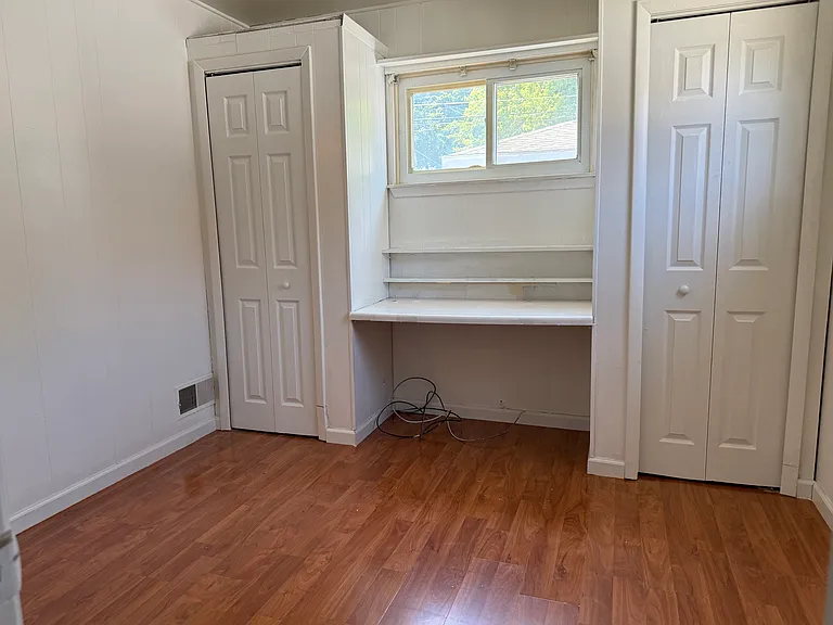 4810 Campbell St — Photo 15
