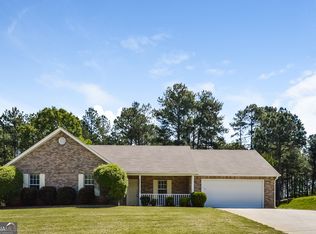 155 Creekside Trl, Covington, GA 30016